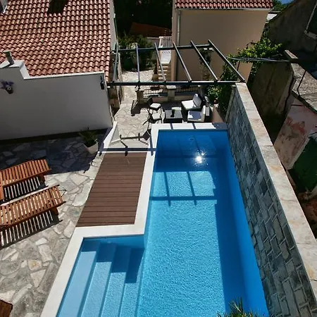 House Lavander 760 Vila *