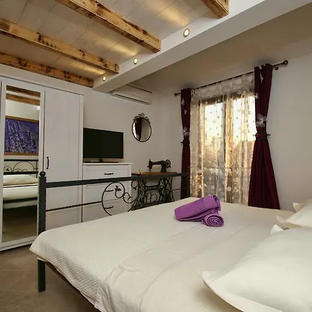 House Lavander 760 Vila *