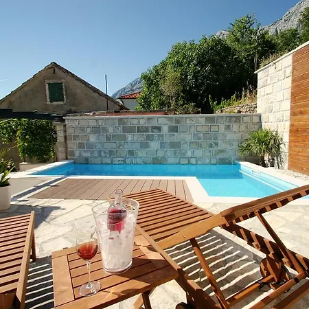 Vila House Lavander 760 *